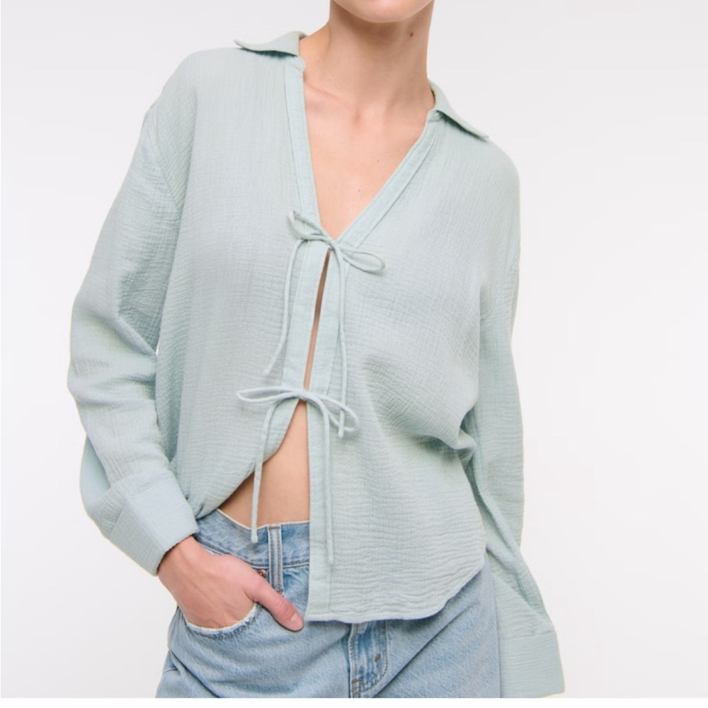 Abercrombie & Fitch Green Long Sleeve Button Down Blouse